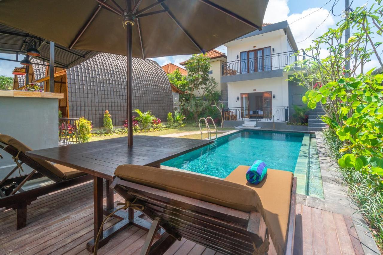 Wooden Puri Guesthouse Uluwatu Exterior foto
